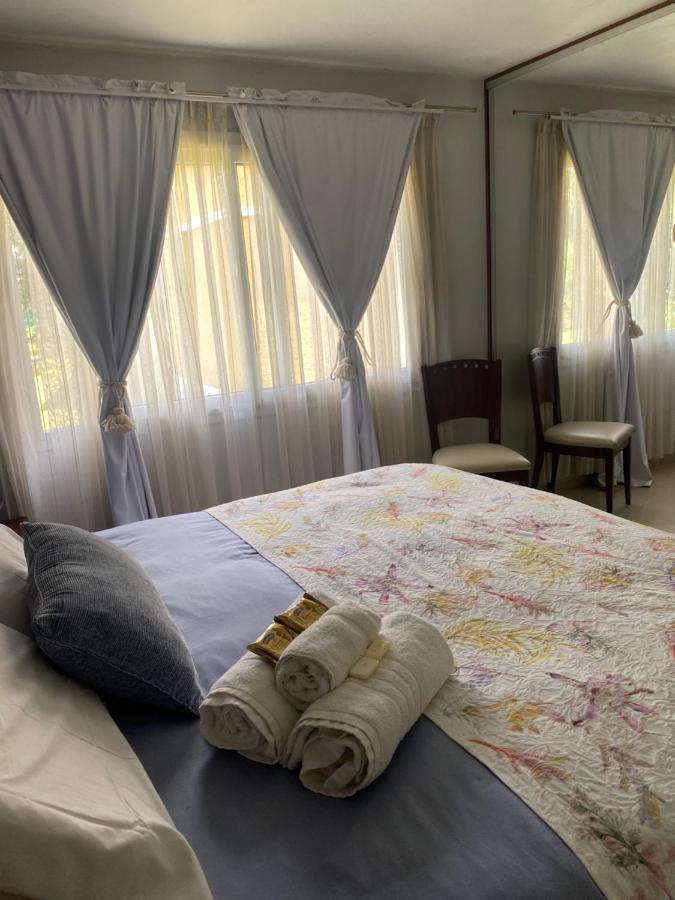 Casa 6 A Malibu 3Km Del Aeropuerto Podes Dejar Tu Auto Villa Allende Ngoại thất bức ảnh