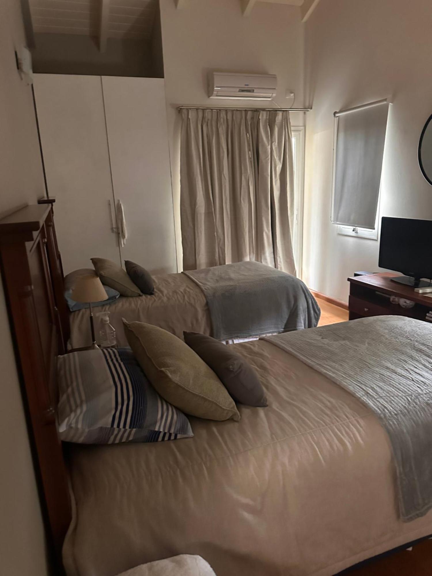 Casa 6 A Malibu 3Km Del Aeropuerto Podes Dejar Tu Auto Villa Allende Ngoại thất bức ảnh